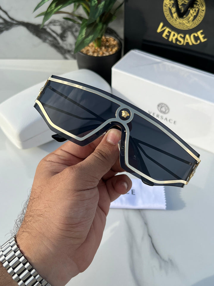 Vers_ace Black Gold